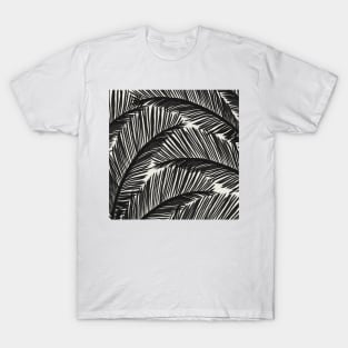 Modern Black Palm Leaf Tropical Pattern T-Shirt